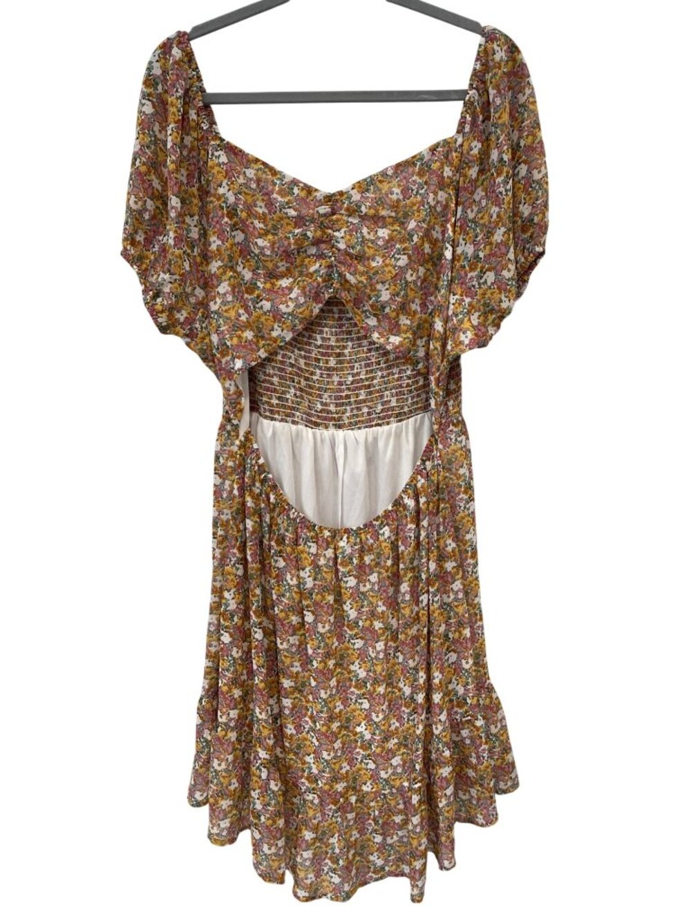 Arula Boho Dress Size A Floral Short Sleeve Cutout Front White Multicolor Hippie